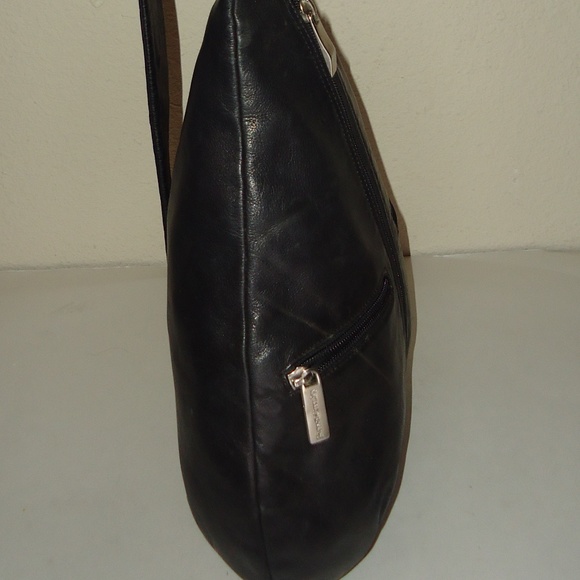 Russel&Bromley Women's Leather Black Back Pack Size-18x12 in - Picture 7 of 13